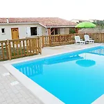 Etang Vallier Holiday home *