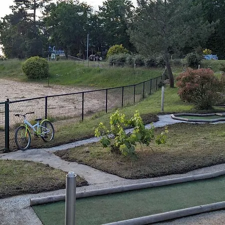 Etang Vallier Holiday home Brossac