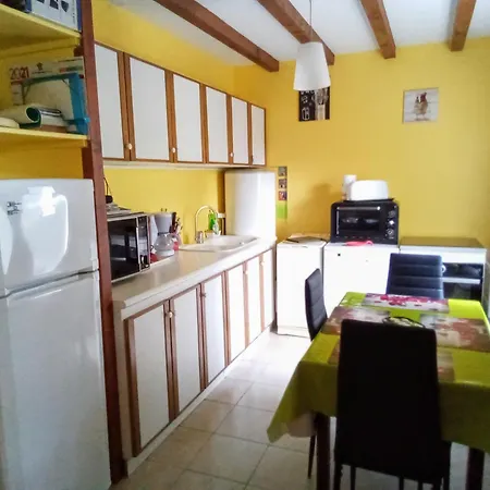 Etang Vallier Holiday home Brossac